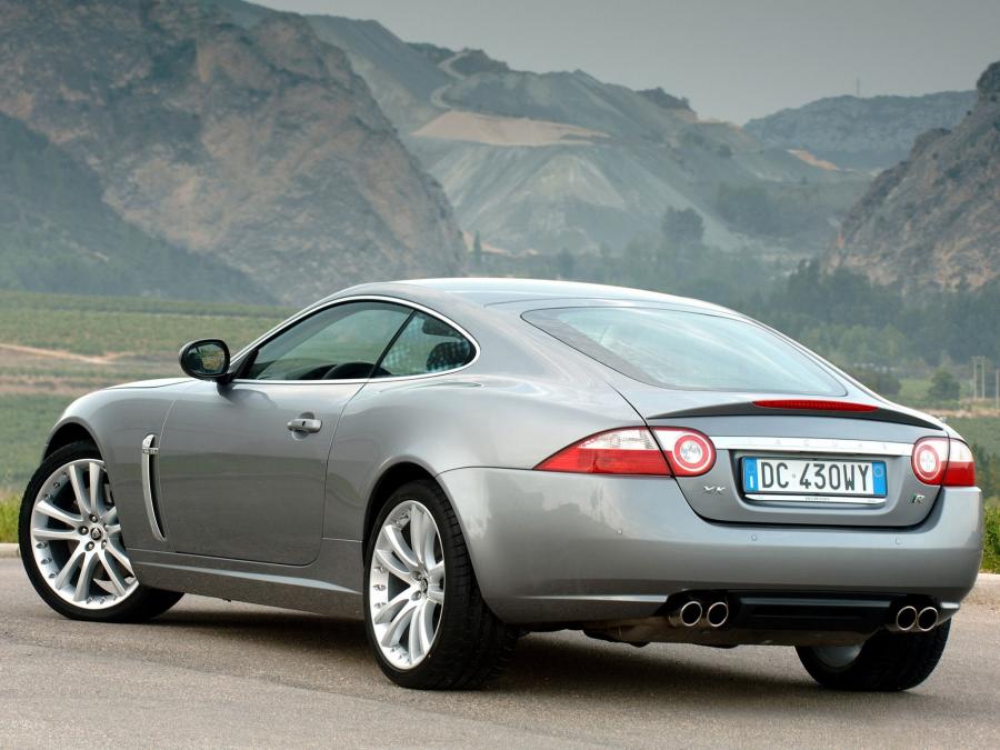  Jaguar XKR Coupe 2007 года  (фото 11 из 16)